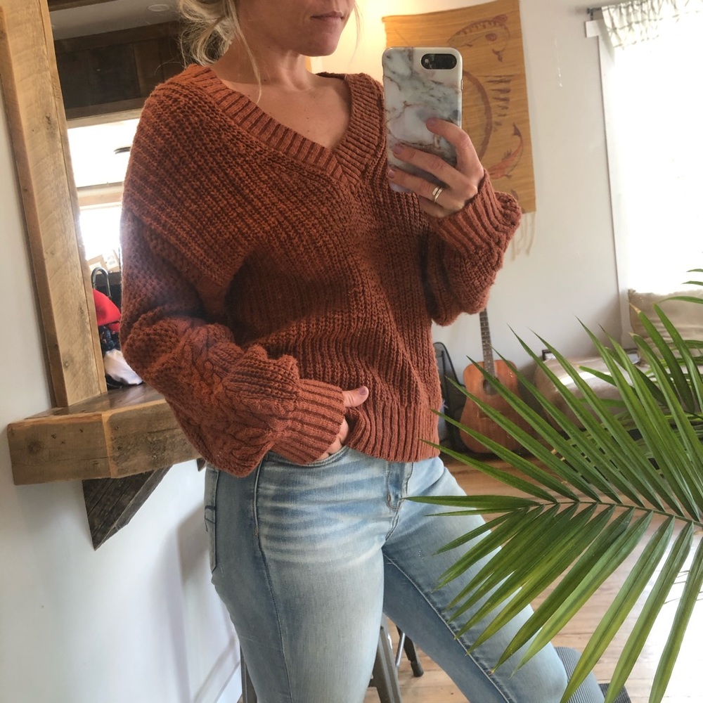 American Eagle sweatshirt!